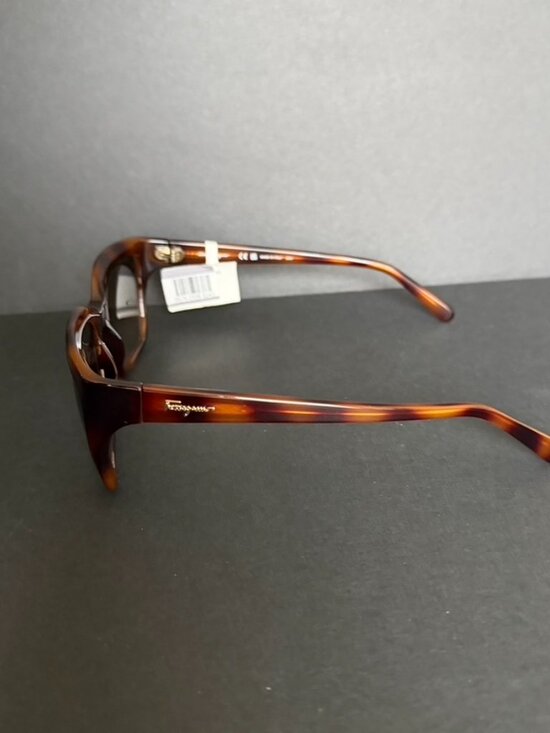 Salvatore Ferragamo Classic Logo 59mm Gradient Rectangle Tortoise Sunglasses main image 7